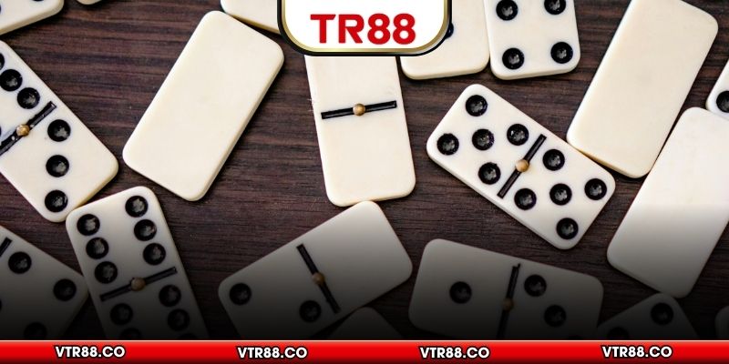 Khám phá sức hút khi chơi domino trực tuyến hiện đại